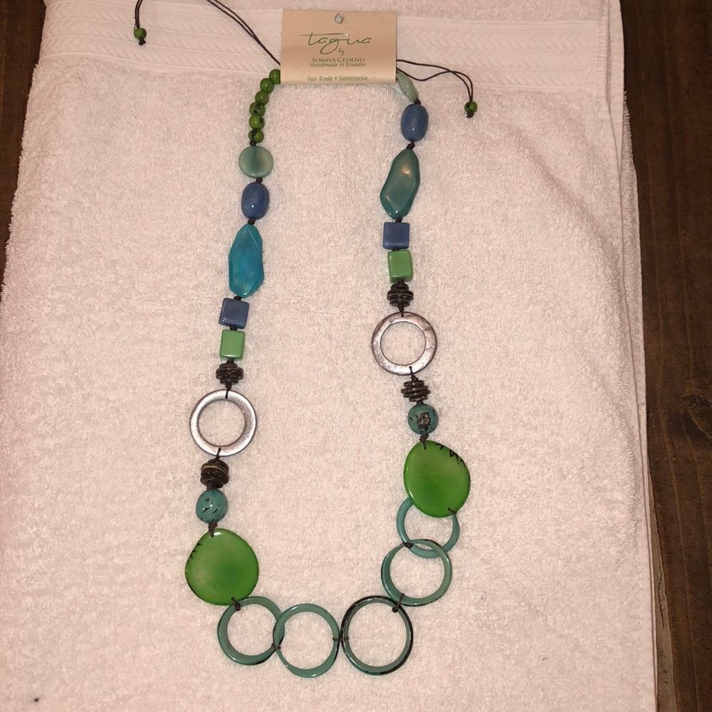 Organicā
TaguaāHandmadeĀ Necklace - Picture 4 of 5